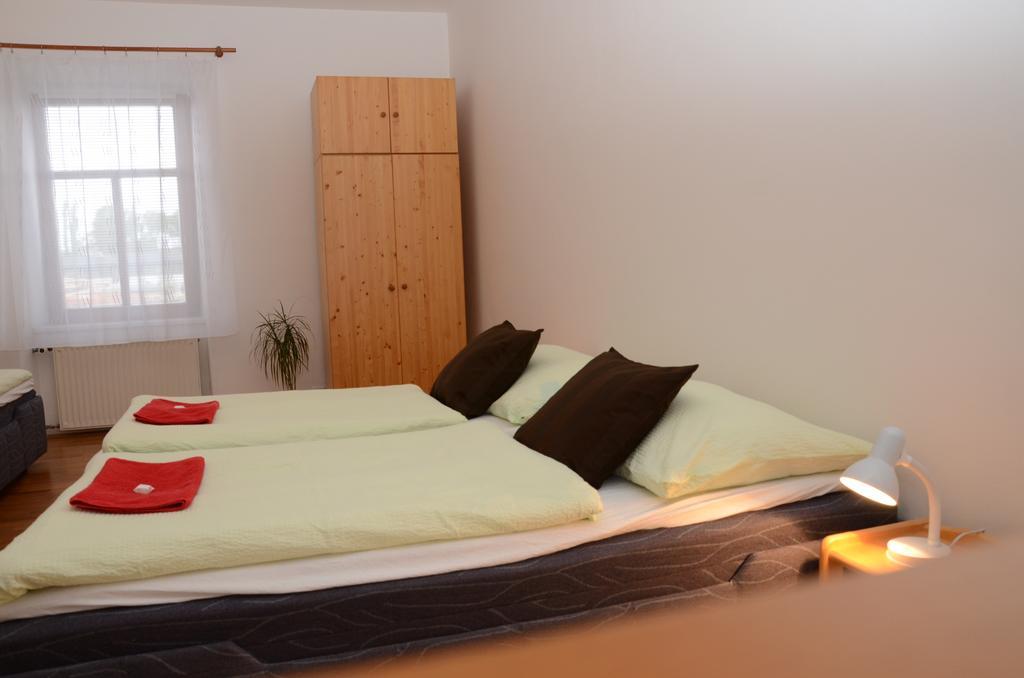 Apartments Karlin Prague Room photo