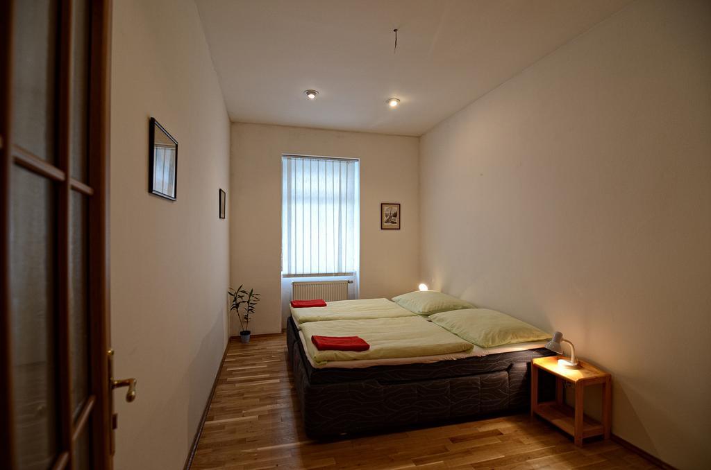 Apartments Karlin Prague Room photo